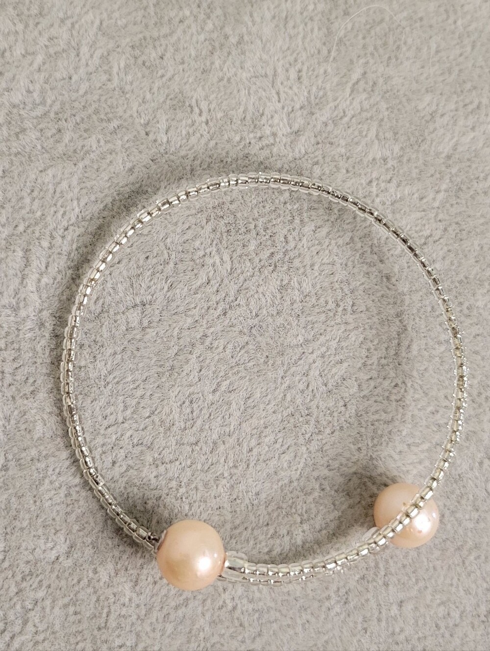 Handcrafted Freshwater Pearl Seed Bead Memory Wire Wrap Bracelet – Peach / Blush
